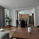 Villa Rozsa Vendeghaz *
